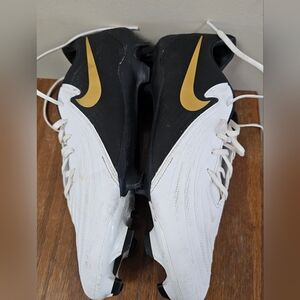 Nike Phantom GX 2 Academy MG Soccer Cleats - White/Gold - Men’s 11